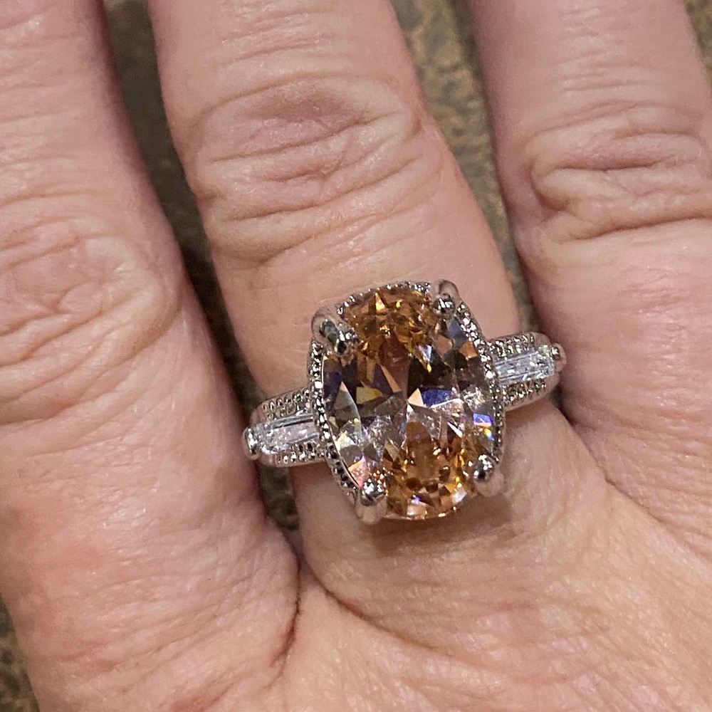 Ladies Champagne Colored Ring in Silver, size 7